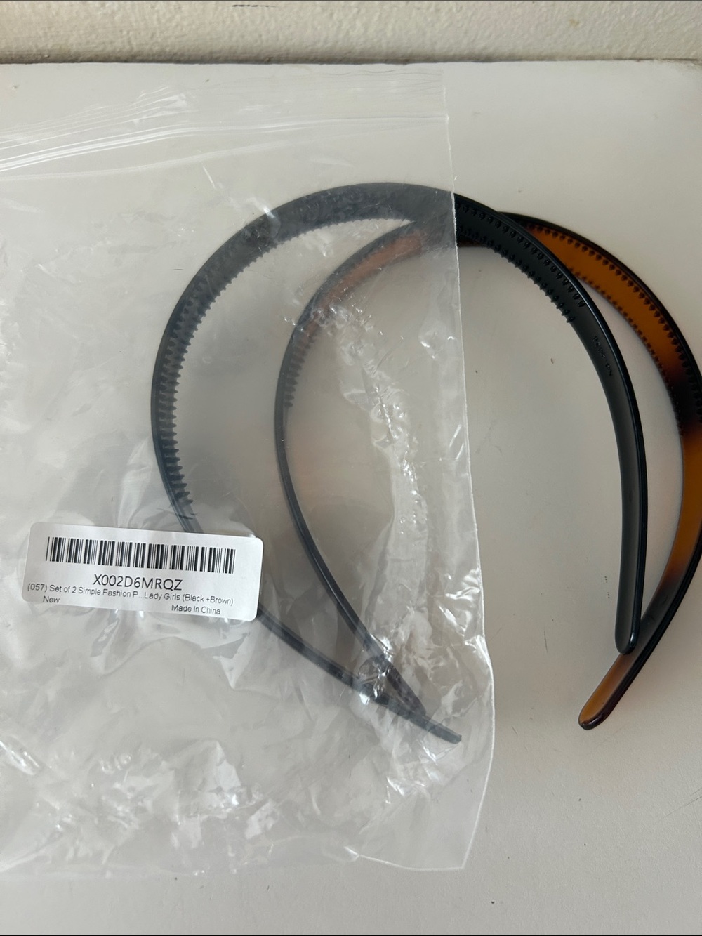 Classic Black and Tortoiseshell Fashion Headbands - Picture 5 of 5